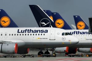 Det store tyske luftfartsselskab Lufthansa er i stor pengenød under coronakrisen. For at få hjælp fra den tyske stat skal de leve op til nogle krav, der nu bl.a. afdækker, at Lufthansa driver forretninger i skattely. 