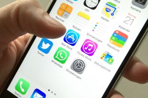 En stribe af kendte apps og en bitter pille fra rivalen Google er de mest downloadede i App Store i 2018.