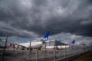 SAS fyrer 5000 medarbejdere på grund af Corona. Her er det parkerede fly i Københavns Lufthavn. Tirsdag 28. april 2020. Foto: Tariq Mikkel Khan