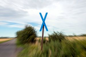 Et langvarigt og kompliceret retsopgør ved de tyske domstole venter Femern-forbindelsen. Få et overblik over, hvad det betyder for danmarkshistoriens største byggeprojekt.