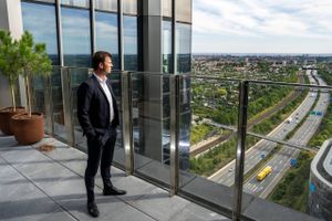 Det har åbenbaret sig som lidt af en genistreg, da Vestas i 2014 udskilte sin serviceforretning til selvstændigt forretningsben. Den succes søger Vestas at gentage ved at udvikle vindmølleparker fra bunden.