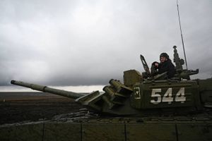 Rusland bruger naturgas som våben til at presse energipriserne op i Europa. Både i Europa og USA er der stærke ønsker om at vende gas-våbnet mod Putin selv. Margrethe Vestager undrer sig over Gazprom.