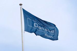 Danske Bank og Domstolsstyrelsen peger på, at op mod 16.000 sager om  bl.a. konkurser er med fejl. Det kan ifølge landets insolvensadvokater betyde store udgifter, hvis mange sager nu skal genåbnes. 