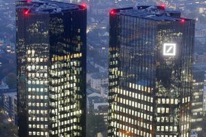 Deutsche Banks hovedkvarter i Frankfurt. Foto: Michael Probst/AP
