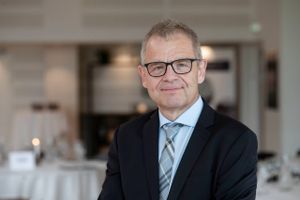 Lars Krull fra Aalborg Universitet tror ikke på, at en foreslået model til at løse Totalkredits konkurrencesag ender med at blive indført.