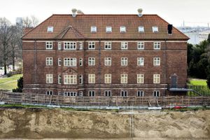Klagenævnet for udbud retter usædvanlig hård kritik mod forløbet af stort udbud på Bispebjerg Hospital.