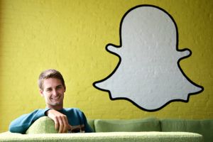  Snapchat CEO Evan Spiegel photographed in Los Angeles. Snapchat blev grundlagt i Californien i 2011 af 28-årige Bobby Murphy og 26-årige Evan Spiegel. Virksomheden har endnu ikke leveret et overskud