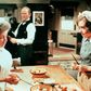 Billedet er fra tv-serien Herskab og Tjenestefolk, der er blevet genudsendt mange gange. Temaet i serien er den store forskel på herskabets og tjenestefolkenes vilkår. Samme tendens forstærkes nu på det danske boligmarked.