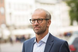 Jeppe Christiansen var en rising star i Danske Bank. Men så fik han et tilbud fra Lønmodtagernes Dyrtidsfond, som han ikke kunne sige nej til. 