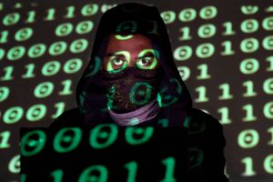 Et af verdens største it-sikkerhedsvirksomheder har opdaget, at en stor og ødelæggende cyberhær er ved at blive opbygget. 