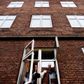 Der er hundrede millioner kroner til forskel, når de såkaldte valuarer vurderer, hvor meget en andelsboligforening er værd.