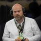 Den noget pressesky Bestseller-ejere Anders Holch Povlsen er en flittig gæst ved formel 1, hvor han er storsponsor for Kevin Magnussen. Her ved årets løb i Bahrain. Foto: Jan Sommer