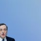Mario Draghi, præsident for Den Europæiske Centralbank (ECB), har i de seneste dage gjort det klart, at man stadig vil udbetale nødlån til de græske banker, hvis Grækenland går bankerot. Men på pressemødet efter mødet fredag antydede han dog, at betingelserne for nødlånene måske kunne blive skærpet.