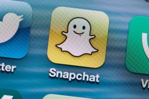 Snapchat gik for nylig på børsen med en markedsværdi på 22 mia. kr.. Snapchat regner med at nå en omsætning på 3 mia. dollars inden 2019.