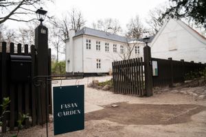 Ingen vår som en maj i vort land: Anika Madsen i Frederiksberg Have laver mad, man bliver glad af at spise. 