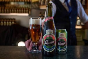 Carlsberg lancerer nu endnu en alkoholfri øl, som skal udvide bryggeriets tilstedeværelse på det fremadstormende marked. Denne gang er øllen pakket ind i en velkendt etikette. 