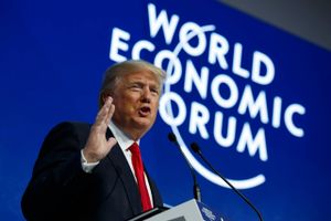 Præsident Trump var stjernen ved World Economic Forums årsmøde i Davos 2018, hvor han promoverede sin "America First" doktrin. Foto: AP/Evan Vucci