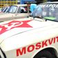 En Moskvitch med hammer og segl fotograferet til en bilmesse for sovjetiske biler i Sinsheim, Tyskland. Ifølge JP’s bilredaktør er bilen kendetegnet sin solide konstruktion og hyppige sammenbrud. Foto: Uwe Anspach/AP