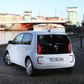 VW Up er en af de mikrobiler, som er meget populær for forældre at købe til børnene.