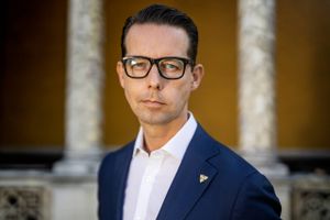 Fortsætter krigen i Mellemøsten ind i efteråret, vil topchef for Danmarks største bryggeri ikke afvise en situation, hvor den globale økonomi kan stå over for en recession.