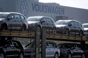 Volkswagen er en efterspurgt leasingmodel, og de danske leasingselskaber afventer nu præcise informationer fra VW-koncernen om opdatering af dieselbilernes software.