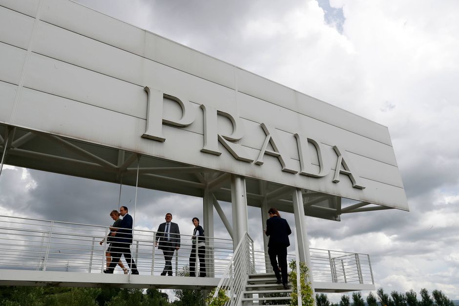 Prada cuts ties with Chinese star held in prostitute scandal