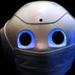Ovenstående billlede viser ikke LaMDA, men robotten Pepper fra japanske Softbank. LaMDA ’lever’ dybt i en server hos Google. Men robotter som Pepper er et godt eksempel på, hvordan vi ofte projekterer menneskelige følelser over på den slags digitale kreationer. Foto: Eugene Hoshiko/AP/Ritzau Scanpix