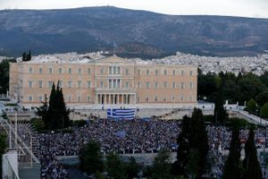 Pro-euro-grækere samlet mandag i Athen. 