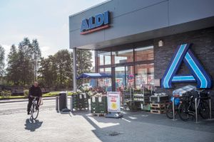 Den tyske storkoncern Aldi har siden 1977 kæmpet for at vinde danskernes gunst med discountvarer. Trods senest mange millioner i ny kapital til de danske butikker er missionen ikke lykkedes.