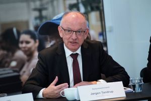 Formand i Scandinavian Tobacco Group Jørgen Tandrup står til en stor millionbonus, når selskabet om kort tid lander på børsen. 