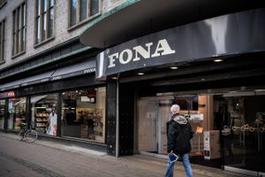 48 Fona-forhandlere lukkes og efterlader kæden med bare otte butikker - herunder Fona på Strøget i København.