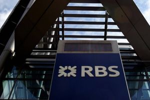 Et skifte i den skotske folkestemning om uafhængighed, til fordel for et ja, har bragt skotske banker, som Royal Bank of Scotland, i fokus. 
