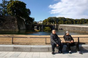 Japan har verdens ældste befolkning og dermed et hastigt voksende antal ældre. Dem skal teknologien nu hjælpe med at passe på. Foto: AP Photo/Shizuo Kambayashi