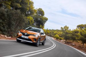 Renault Captur vokser, får mere udstyr og rykker nærmest en kvart klasse op på alle fronter i den helt nye generation.