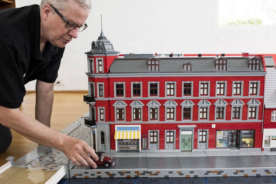 Forføre Orkan Allergisk Voksne Lego-fans bygger Den Gamle By i Aarhus
