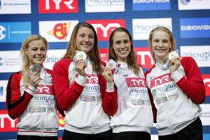 Det blev til fire medaljer i fem finaler for Danmark på sidstedagen af svømme-EM på kortbane. 