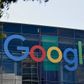 Googles Project Sidewalk skal »indtænke urbane teknologier for at adressere problemer såsom leveomkostninger, effektiv transport og energiforbrug,« ifølge Google-medstifter, Larry Page.