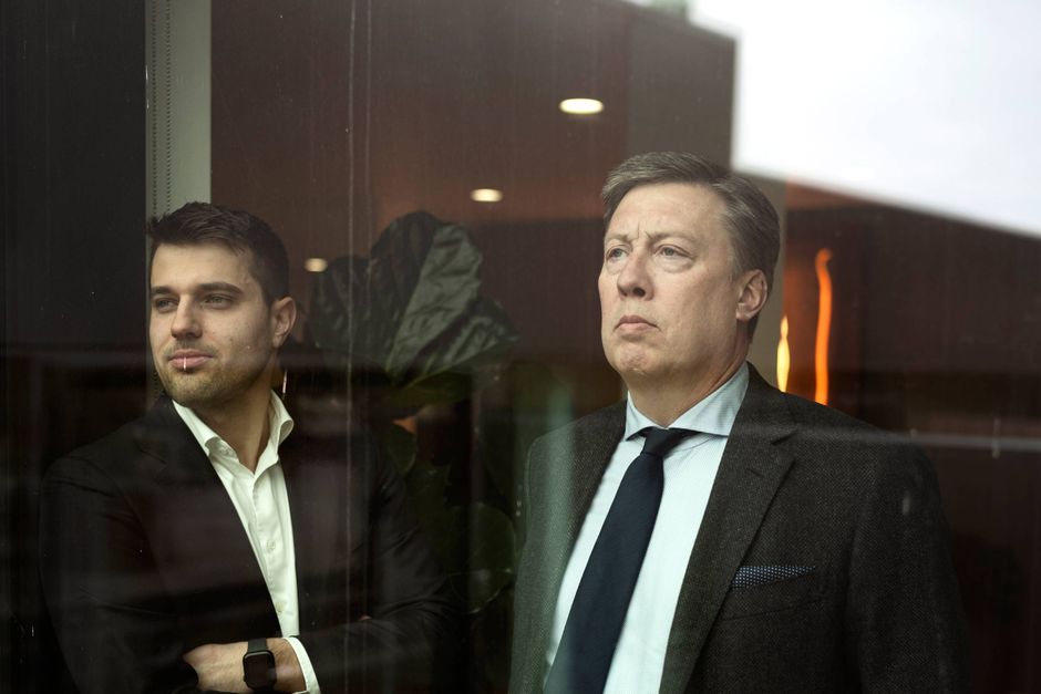 Gældsstyrelsen forsøger at hente tabte millioner hjem hos velrenommerede europæiske virksomheder, der har fået betalt regninger med svindelpenge.