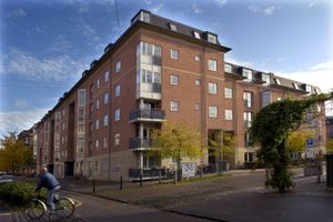 Svenske ejendomsselskaber har ekspanderet kraftigt i Danmark og har på koncernplan lånt 325 mia. kr. ved udstedelse af virksomhedsobligationer uden pant i mursten. 