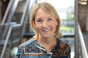 50 år tirsdag: Louise Hørdum, HR-direktør i Topdanmark, har under coronakrisen drøftet løsningsmuligheder med det hold, hun har haft omkring sig. Men hun har også lyttet til sin intuition.