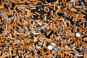 Dansk Folkeparti meddelte forud for forhandlingerne om sundhedsreformen, at de vil hæve prisen på cigaretter med op til otte kr. i løbet af de næste fire år.