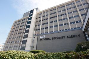 Entreprenør i NSA har givet russiske hackere adgang til USA's cyberforsvar gennem antivirusprogram.