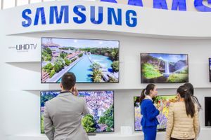 Tusindvis af danskere har allerede købt UHD-tv, der kan vise højt opløseligt tv. Nu er der film på vej til dem