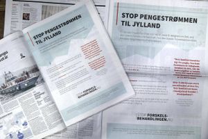 ”Stop pengestrømmen til Jylland,” lød det i en annonce indrykket af 34 hovedstadskommuner i blandt andet Berlingske og Politiken. Foto: Jens Dresling