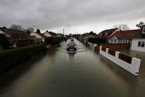 Økonomien, influenzaepidemi, coronavirus, brexit, oversvømmelser ... problemerne hober sig op hos briterne.