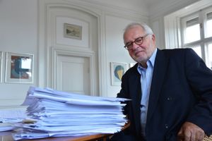 Producentforeningen mener, at Johan Schlüter Advokatfirma har hævet knap to mio. kr. på en klientkonto og brugt pengene på udgifterne til retssager i Frankrig.