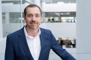 Portræt: Jesper Kückelhahn Nilson er blevet topchef i Siemens Mobility Danmark og vil gerne fremstå som et godt eksempel på, hvordan man balancerer arbejde og familie.  
