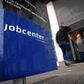 Der blev kortere til nyt job i august.