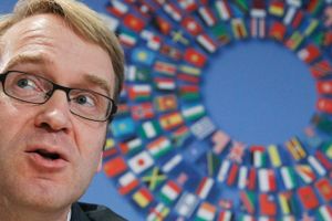 Bundesbank-chef Jens Weidmann advarer mod, at centralbankerne kan miste uafhængighed. 
