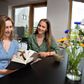 Den aarhusianske virksomhed Atelier Aarhus har stor succes med sine stilrene kalendere, som sammen med notesblokke til kommende sæson er virksomhedens eneste produkt. De to kvinder bag er Mette Møller Herskind og Emma Martiny